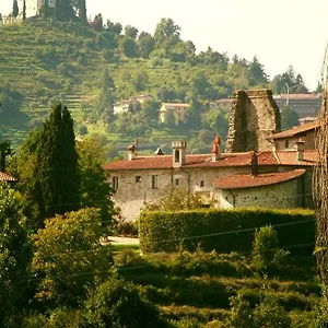 Castello Di Couette-café Cernusco Lombardone